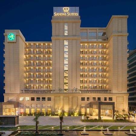 Sandal Suites By Lemon Tree Hotels Noida Ngoại thất bức ảnh