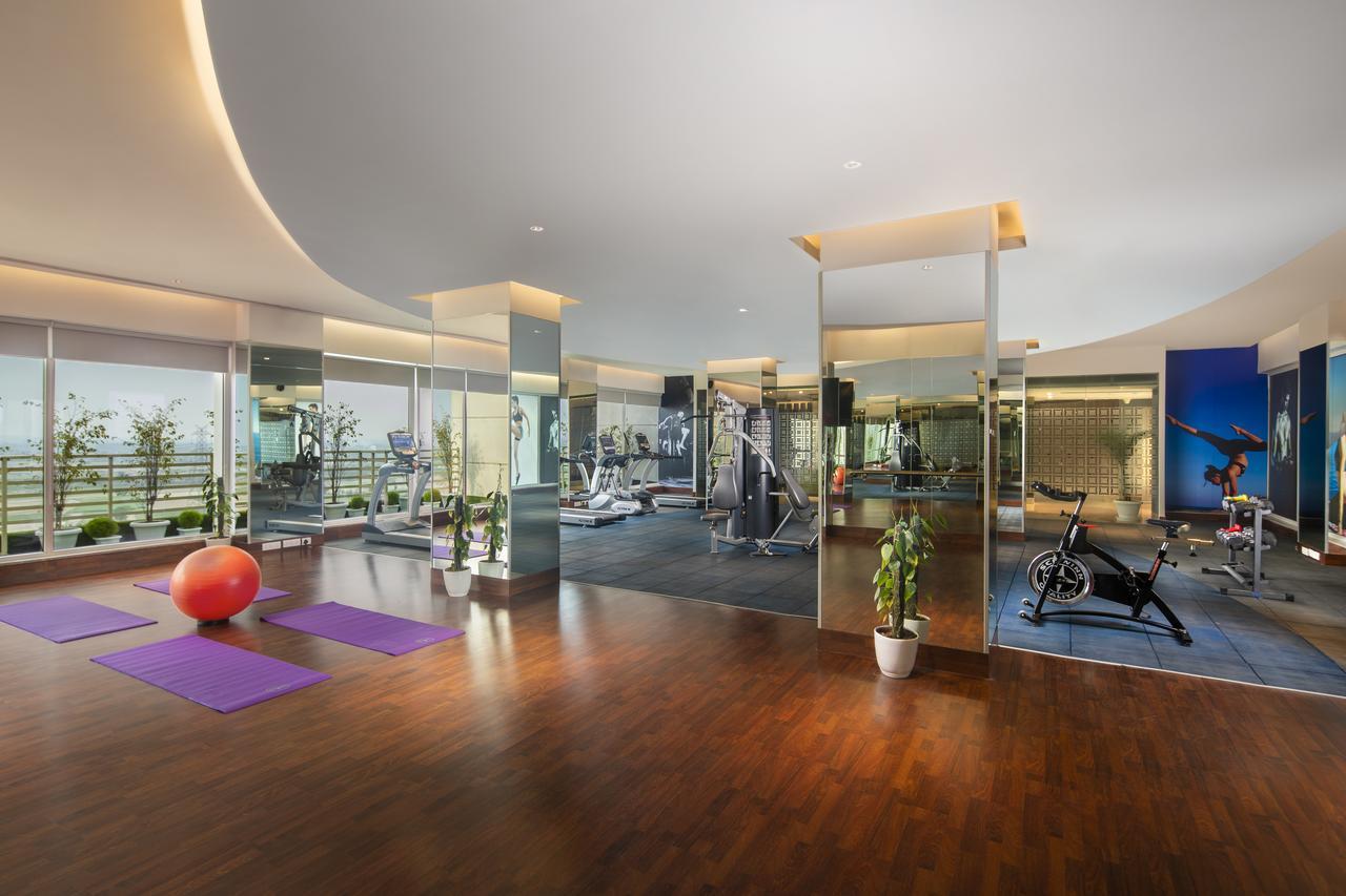 Sandal Suites By Lemon Tree Hotels Noida Ngoại thất bức ảnh