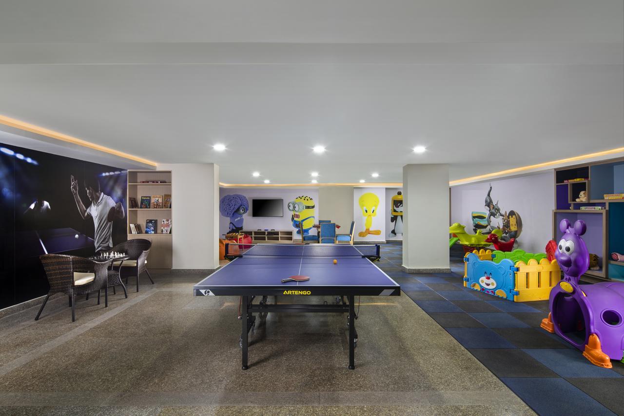 Sandal Suites By Lemon Tree Hotels Noida Ngoại thất bức ảnh