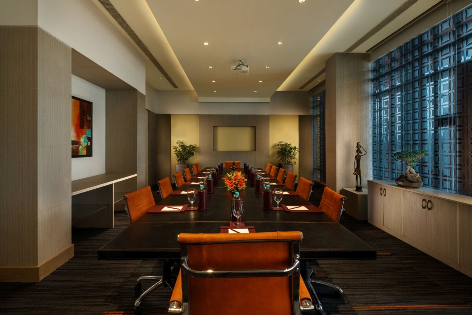 Sandal Suites By Lemon Tree Hotels Noida Ngoại thất bức ảnh